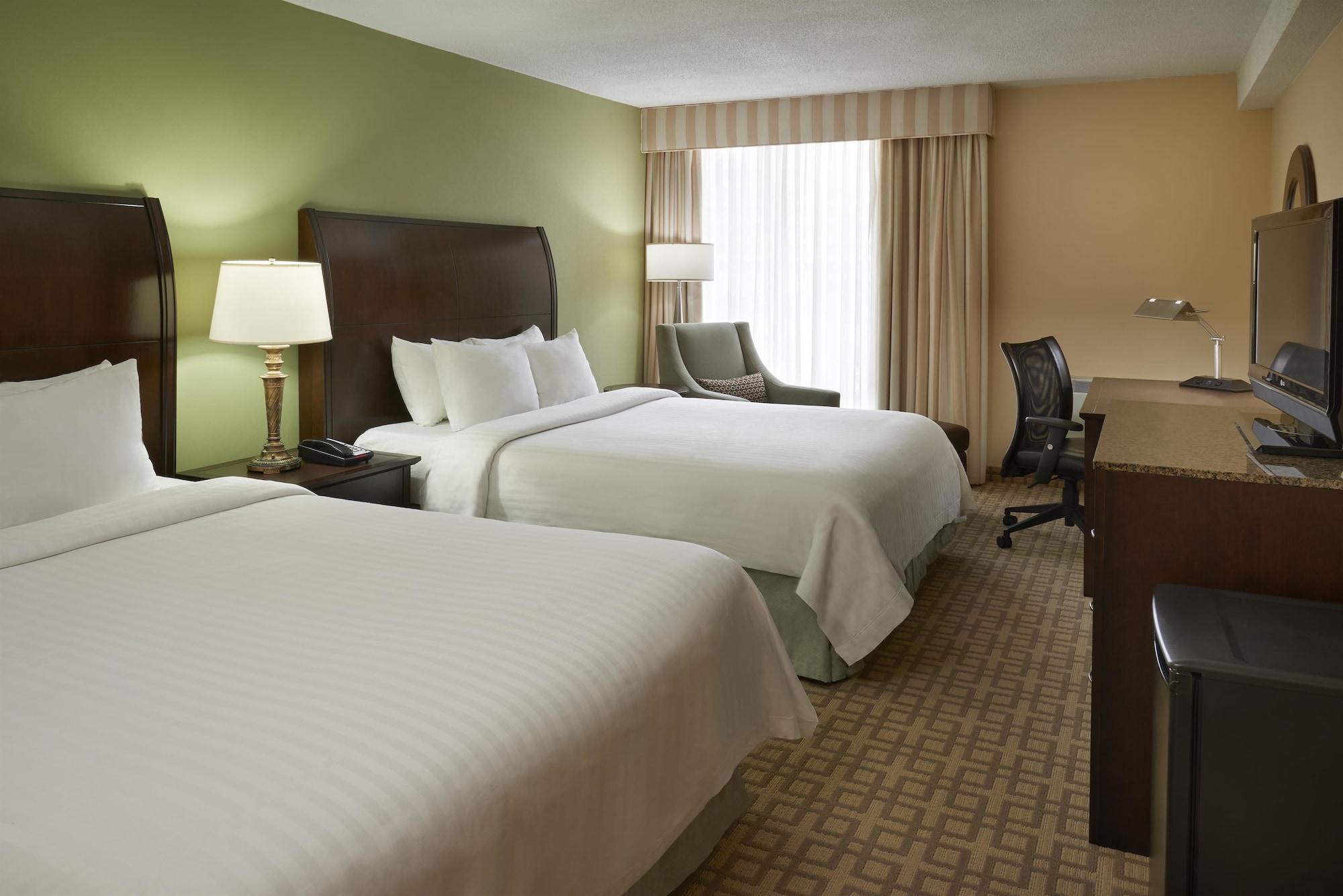 מיסיסאוגה Hotel Carlingview Toronto Airport מראה חיצוני תמונה
