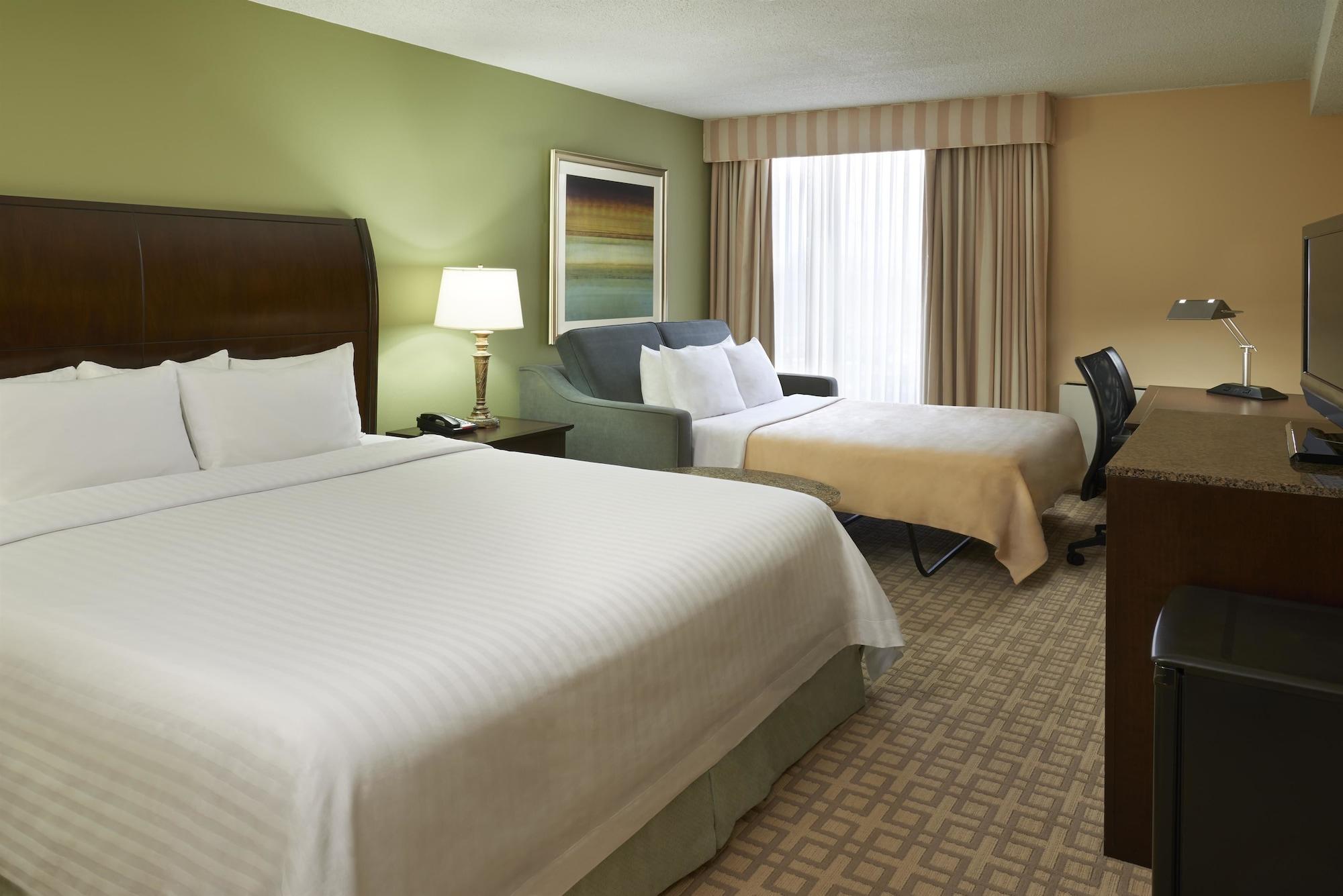 מיסיסאוגה Hotel Carlingview Toronto Airport מראה חיצוני תמונה