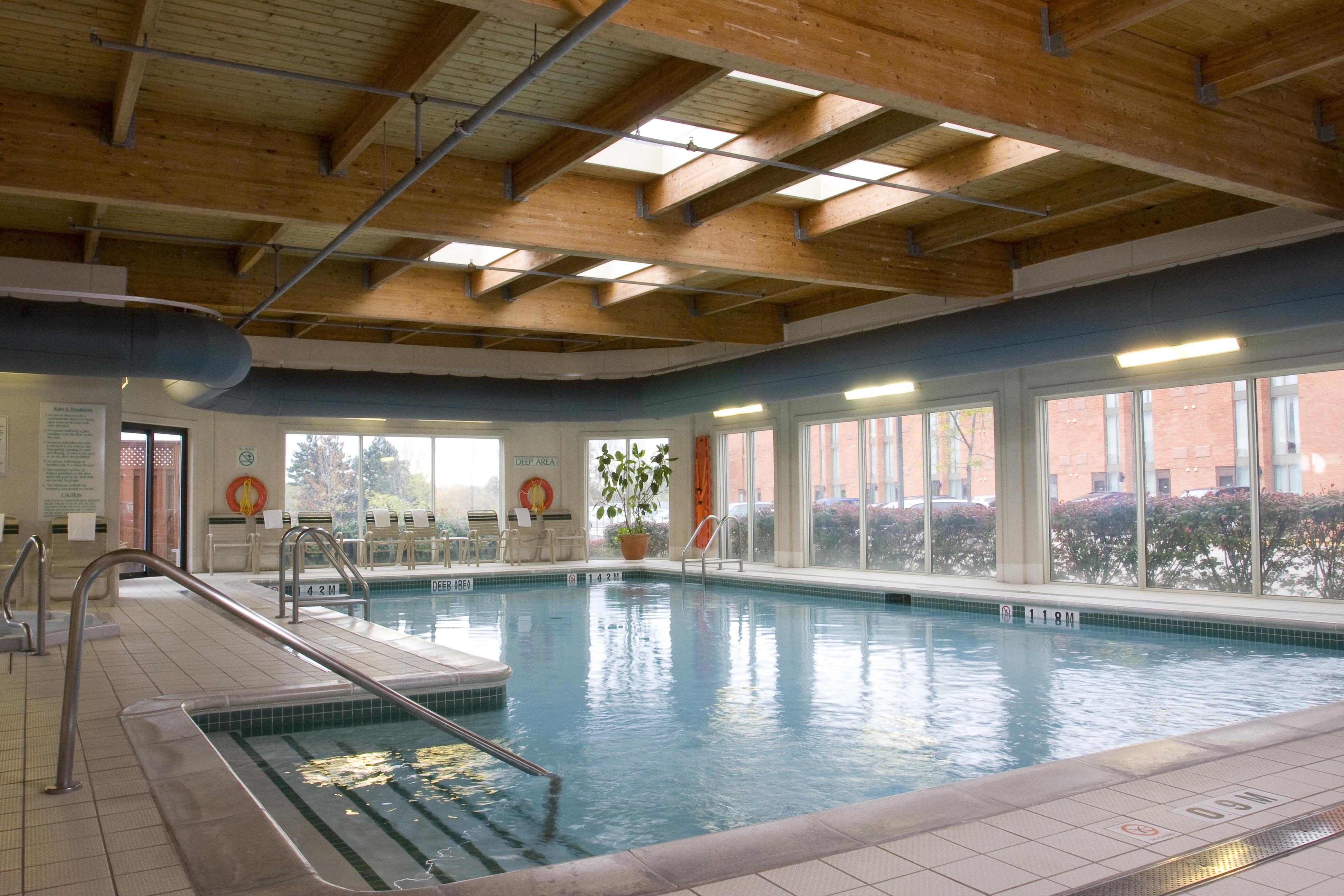 מיסיסאוגה Hotel Carlingview Toronto Airport מראה חיצוני תמונה