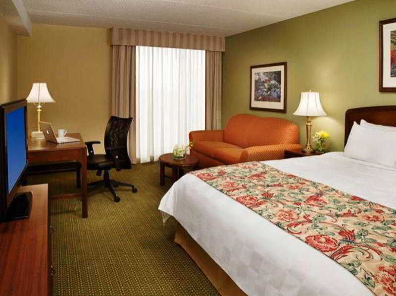 מיסיסאוגה Hotel Carlingview Toronto Airport מראה חיצוני תמונה