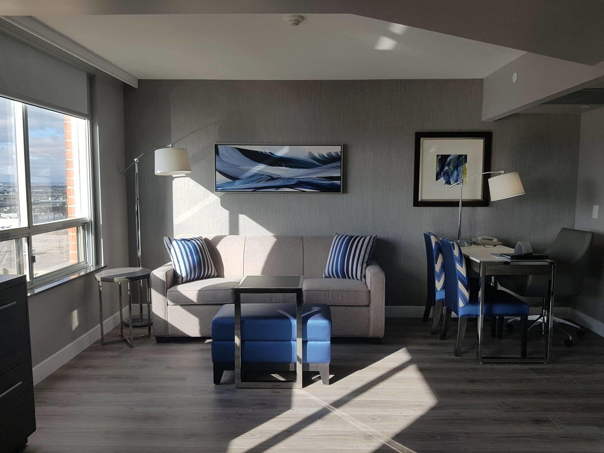 מיסיסאוגה Hotel Carlingview Toronto Airport מראה חיצוני תמונה