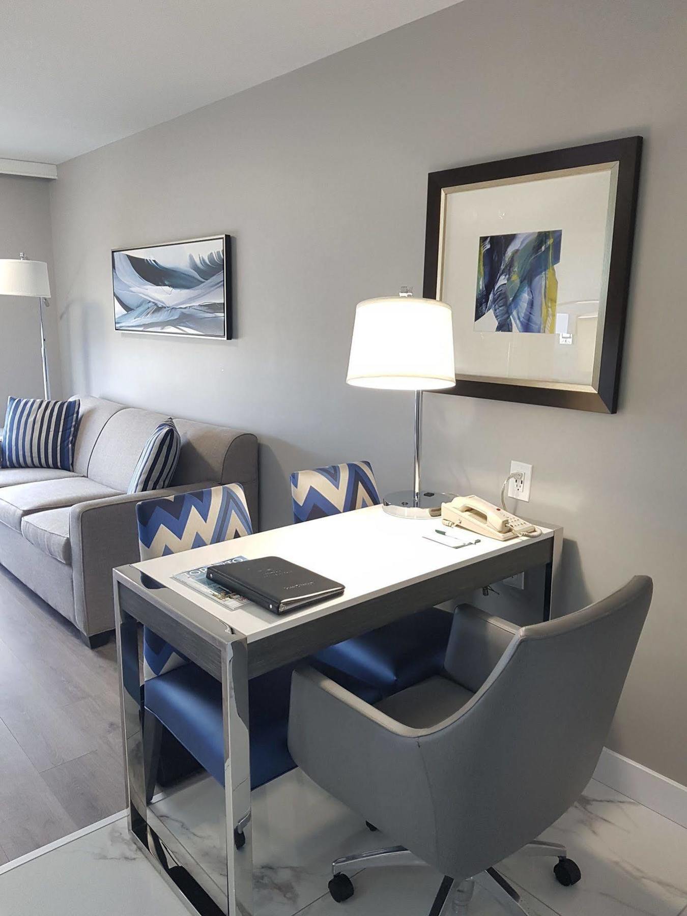 מיסיסאוגה Hotel Carlingview Toronto Airport מראה חיצוני תמונה